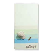 Load image into Gallery viewer, SkinTē Hibiscus Vanilla Beach Towel
